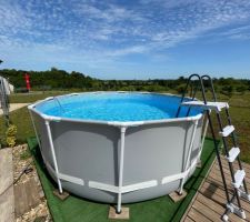 Mise en place de la nouvelle piscine