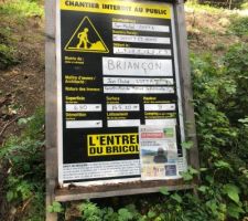 Dernieres photos avant le lancement du terrassement, tous les devis sont validés, ne reste maintenant que l'énergie pour lancer ce formidable projet d'envergure mais tellement beau... début du terrassement fin aout...