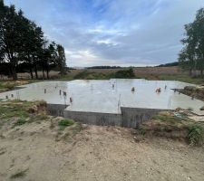 Dalle franchement coulée de la maison