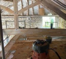 Pon&ccedil;age et traitement charpente