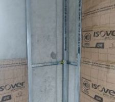 Début pose des rails + isolant