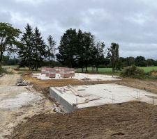 Terrain remblay&eacute; et livraison des briques