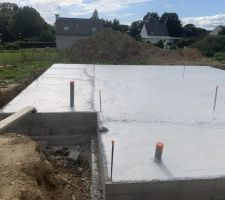 Dalle coul&eacute;e depuis 1 semaine