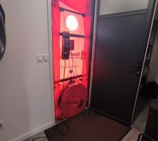 Test d'étanchéité à l'air largement validé avec un résultat de 0.27 (on peut être fiers de nous!)