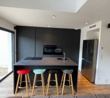 Cuisine Armony avec plan de travail en Dekton