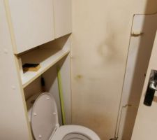 WC dans salle de bain
