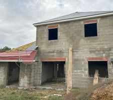 Toiture en cours - Vue arrière
