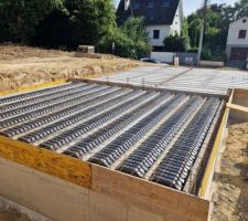 Coffrage avant coulage de la dalle RDC