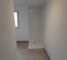 Carrelage et faïence de la salle de bain de l'étage 2.