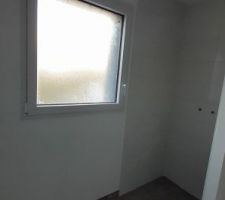 Carrelage et faïence de la salle de bain du rez-de-chaussée 1.