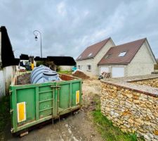 Début de l assainissement avec la mise en place de la cuve