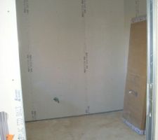 Cloison - Bureau / Salle de jeux au RDC