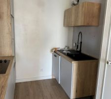 Cuisine sans les poign&eacute;es