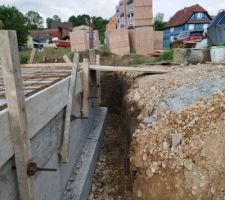 Radier également vide sanitaire du garage