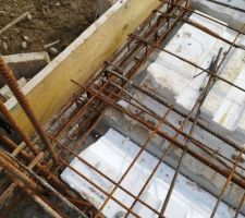 Mise en place du ferraillage de la dalle du rez-de-chaussée