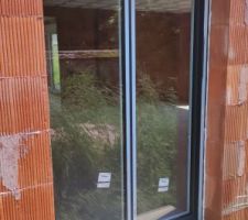 Les baies vitrées sont posées