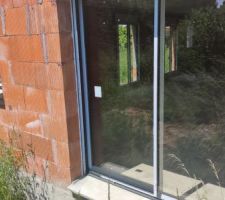 Les baies vitrées sont posées