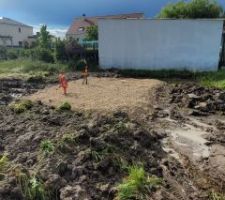 Préparation dalle pour abris de jardin