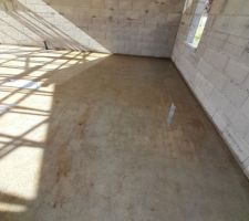 Beaucoup d'eau &agrave; l'int&eacute;rieur