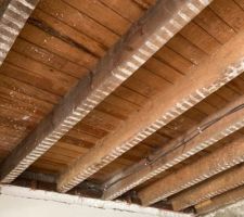 Muraliere m&eacute;tal corbeau et solive