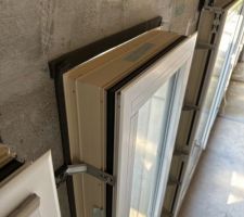 Du vide autour des fenetres