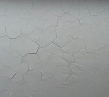 Stuc qui craque et n?adh&egrave;re pas = &agrave; retirer