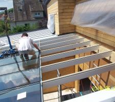 Pose chevrons et vitrage du patio