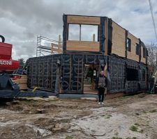 La maison se lève !