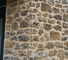 Vue définitive du parement meulière