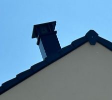 Installation conduit et souche Poujoulat