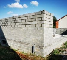 03 07 2023 Elevation des murs