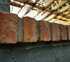 27 09 2023 Zoom sur appui de fen&ecirc;tre en brique