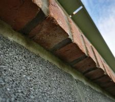 27 09 2023 Zoom sur appui de fen&ecirc;tre en brique