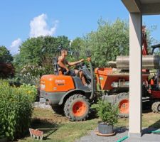 Plus de munitions, Dumper part se ravitailler en concassé (Ohé la colonne)