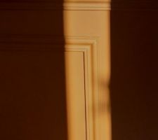 Cr&eacute;ation de sous-bassement peint avec tapisserie au dessus