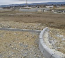 Autre vue avec les bornes jaunes