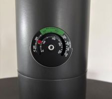 Photo tube poêle avec thermomètre moins de 100 degrés
