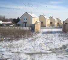 Vue du terrain sur le lotissement