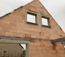 Coffrage avec planche en polystyr�ne