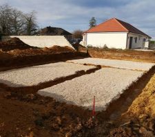 Fin des fouilles et sablage du futur vide sanitaire