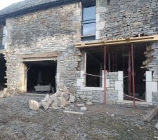 Un étage de plus et un trou aussi ...