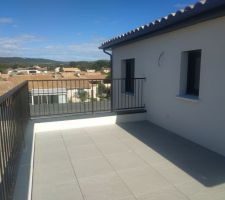 Terrasse R+1 (attenante &agrave; la chambre parentale)