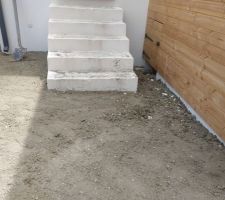 Les escaliers de face