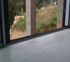 Coulage de la chape fluide à base ciment