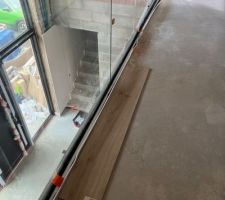 Coulage de la chape fluide à base ciment