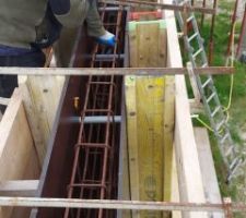 Coulage des acrotères. On y va doucement !