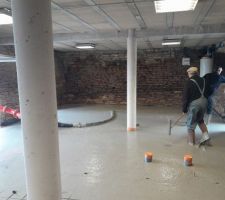 Coulage dalle BAN( beton auto nivelant )