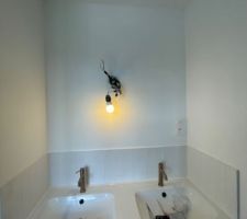 Enduit et peinture salle de bain rdc