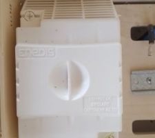 Coffret provisoire de chantier pour le raccordement du terrain au réseau public