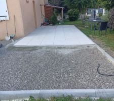 Début, suite et fin de la pose de la terrasse en grès cérame